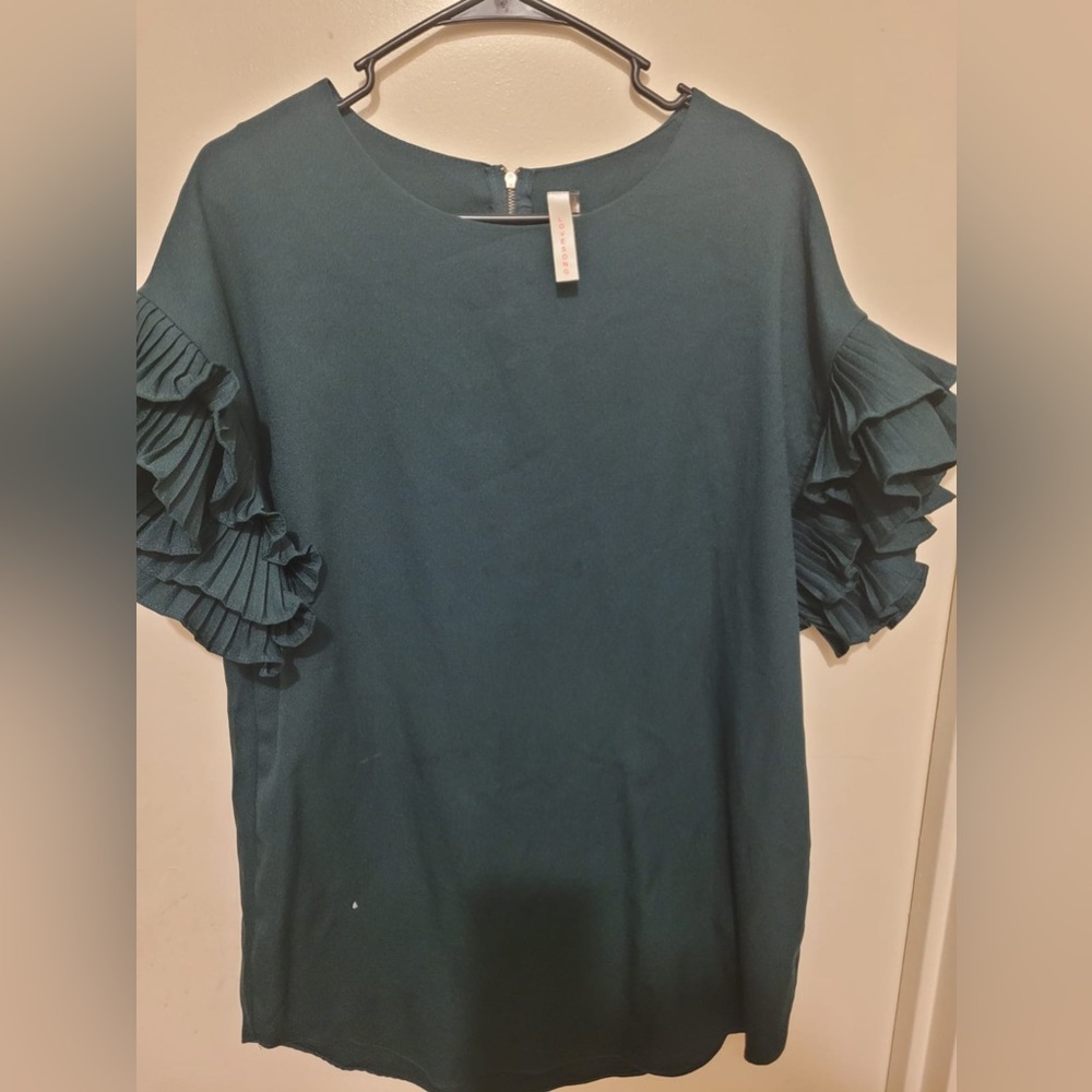 Beautiful stylish sleeves